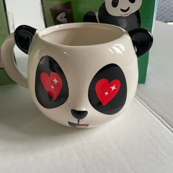 Collector’s Panda Mugs only 3 in the collection - Picture 6 of 6